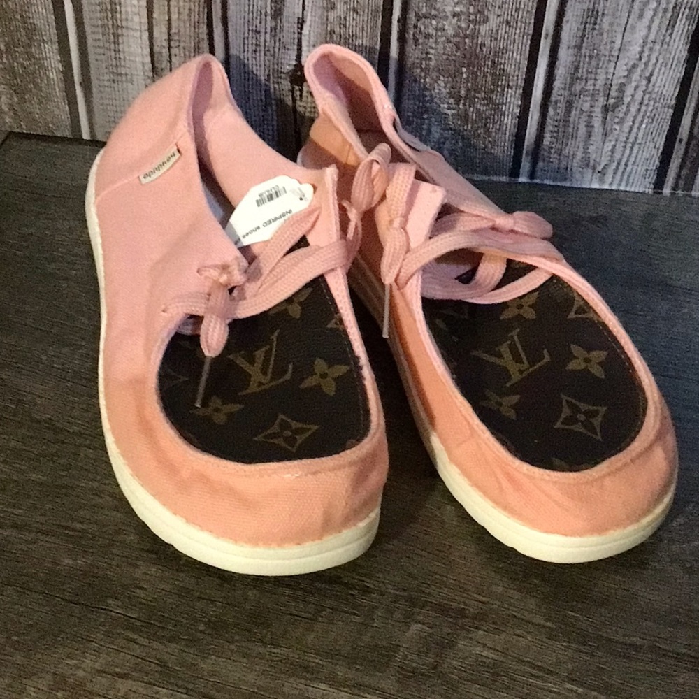 Pink Louis Vuitton Accents  HEYDUDES